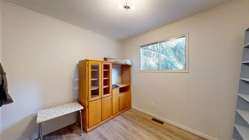 320 Macleod Street, Kitchener, BC 