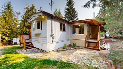 320 Macleod Street, Kitchener, BC 