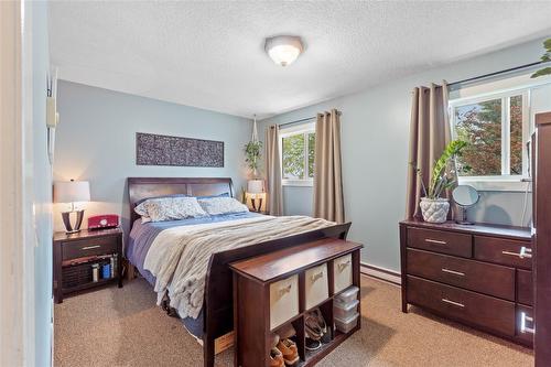 22-1605 Summit Drive, Kamloops, BC - Indoor Photo Showing Bedroom