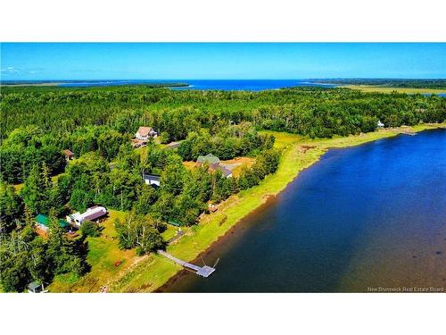 677 Chem. Des Boudreau, Bertrand, NB 