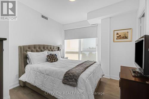 304 - 110 Marine Parade Drive, Toronto, ON - Indoor Photo Showing Bedroom