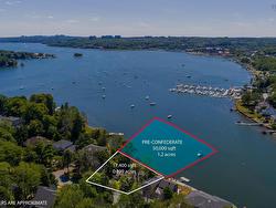 609 Shore Drive  Bedford, NS B4A 2E2