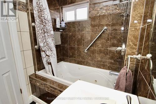 314 Cape Chin Road N, Northern Bruce Peninsula, ON - Indoor Photo Showing Bathroom