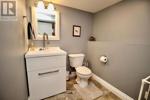 314 Cape Chin Road N, Northern Bruce Peninsula, ON - Indoor Photo Showing Bathroom