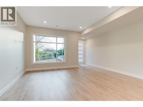 732 Coopland Crescent Unit# 4, Kelowna, BC - Indoor Photo Showing Other Room