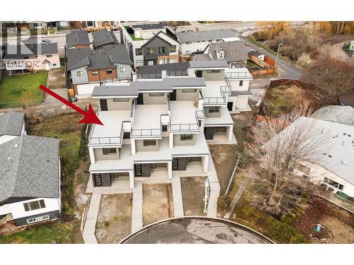 732 Coopland Crescent Unit# 1, Kelowna, BC - Outdoor