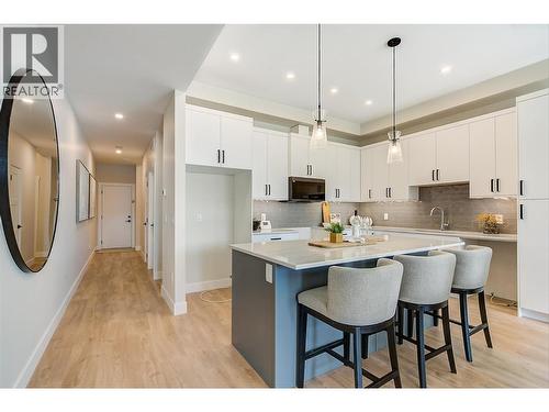 732 Coopland Crescent Unit# 1, Kelowna, BC - Indoor Photo Showing Kitchen With Upgraded Kitchen