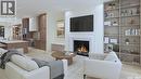 709 Lansdowne Avenue, Saskatoon, SK  - Indoor Photo Showing Living Room With Fireplace 