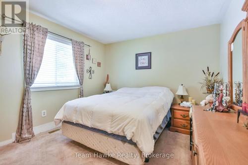 40 St. Laurent Boulevard, Tiny, ON - Indoor Photo Showing Bedroom