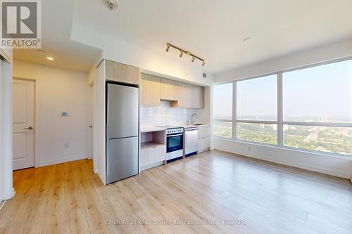 4710 - 395 Bloor Street E, Toronto, ON - Indoor Photo Showing Kitchen