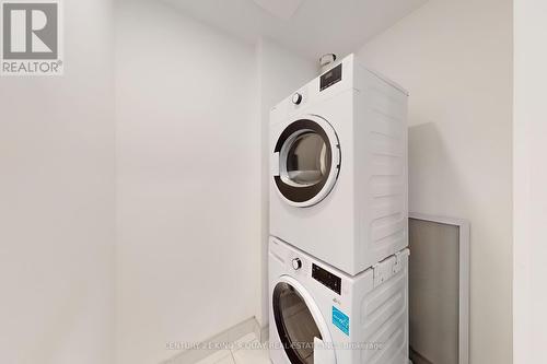 4710 - 395 Bloor Street E, Toronto, ON - Indoor Photo Showing Laundry Room
