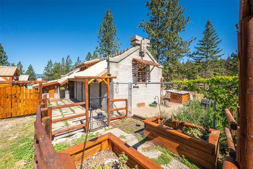 156 Porcupine Place, Oliver, BC - Outdoor With Deck Patio Veranda