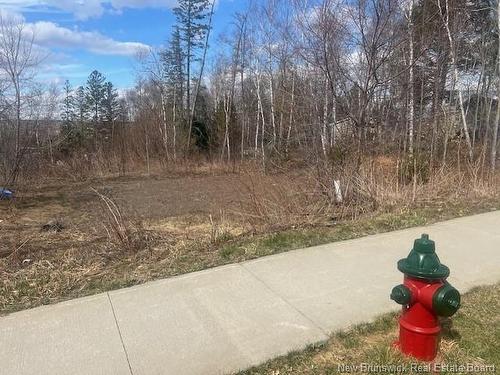 37 Whisperwood Dr, Fredericton, NB 