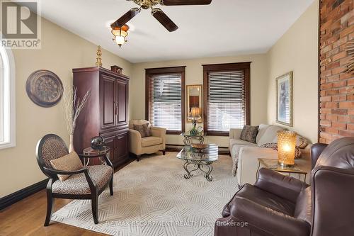 24 Cross Street, Welland, ON 