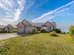 6 LARKSPUR Street  Stratford, PE C1B 0H2