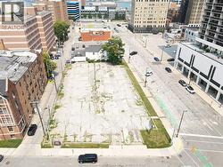 V/L VICTORIA AVENUE  Windsor, ON N9A 7A2