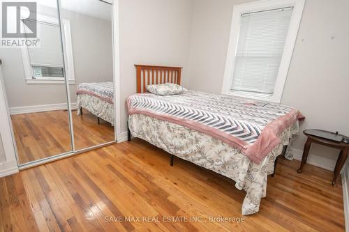 2236 Church Street, Windsor, ON - Indoor Photo Showing Bedroom