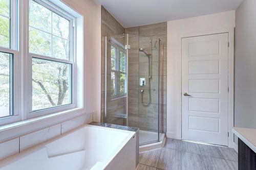 Salle de bains - 1050 Ch. Ste-Marie, Mascouche, QC - Indoor Photo Showing Bathroom