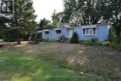 3 FRINGEWOOD DRIVE  Ottawa, ON K2S 1T1