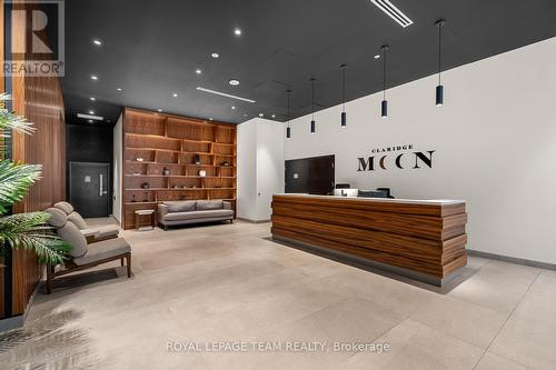 2704 - 340 Queen Street, Ottawa, ON - Indoor