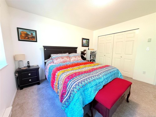 201-1216 Island Hwy South, Campbell River, BC - Indoor Photo Showing Bedroom