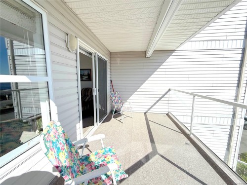 201-1216 Island Hwy South, Campbell River, BC - Outdoor With Exterior