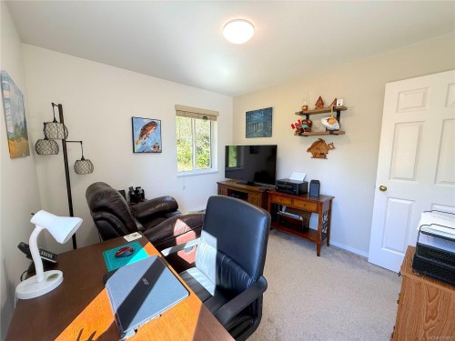 201-1216 Island Hwy South, Campbell River, BC - Indoor