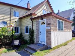 219 Rockdale Avenue  Sydney, NS B1P 1Z8