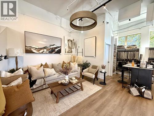 212 2059 Lake Placid Road, Whistler, BC 