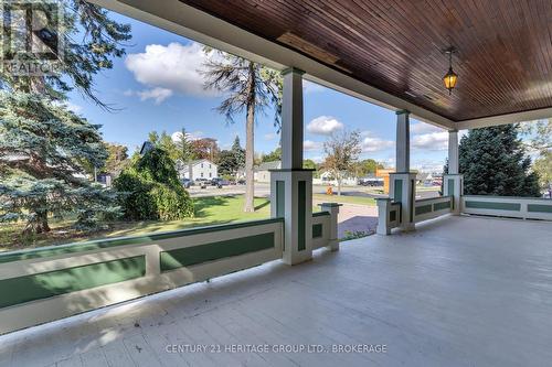 389 King Street E, Gananoque, ON - Outdoor