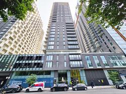 1510-2320 Rue Tupper  Montréal (Ville-Marie), QC H3H 0B8
