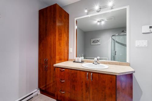 Bathroom - 104 Rue Proulx, Saint-Joseph-Du-Lac, QC - Indoor Photo Showing Bathroom