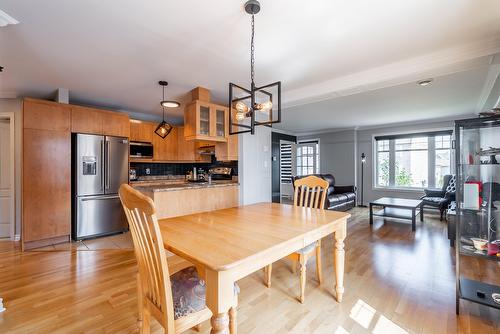 Dinette - 104 Rue Proulx, Saint-Joseph-Du-Lac, QC - Indoor Photo Showing Other Room