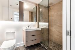 Salle de bains attenante à la CCP - 