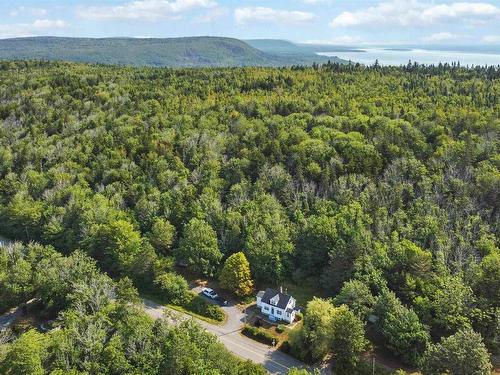 548 Lighthouse Road, Bay View, NS 