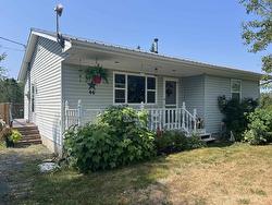 46 Mary Etta Drive  Upper North River, NS B6L 6L6