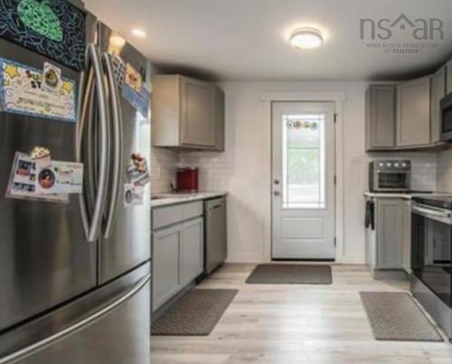 157-159 Crown Drive, Fairmount, NS 