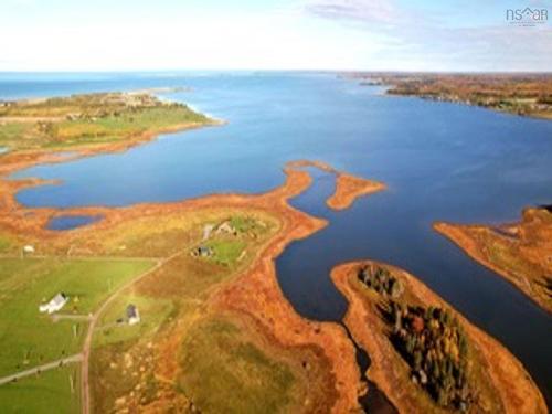 2-20 Schooner Lane, Brule, NS 