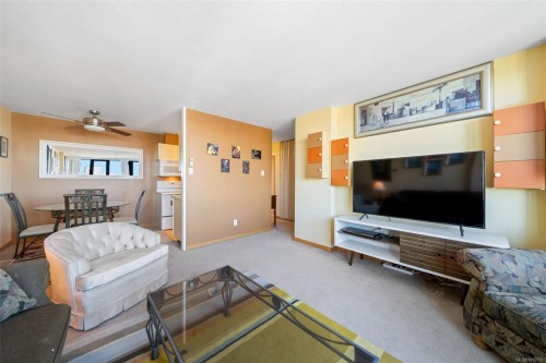 904-647 Michigan St, Victoria, BC - Indoor Photo Showing Living Room