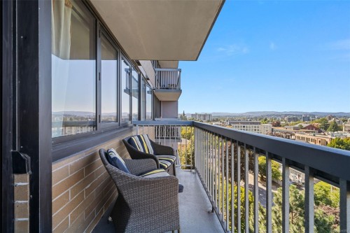 904-647 Michigan St, Victoria, BC - Outdoor With Exterior