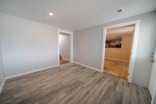 920 22Nd Avenue, Cranbrook, BC - Indoor Photo Showing Other Room