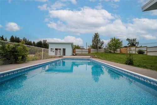 920 22Nd Avenue, Cranbrook, BC - Outdoor With In Ground Pool With Backyard
