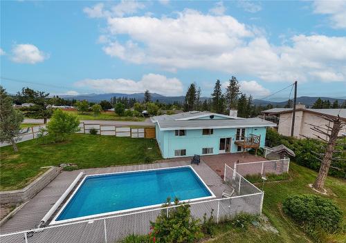 920 22Nd Avenue, Cranbrook, BC - Outdoor With In Ground Pool