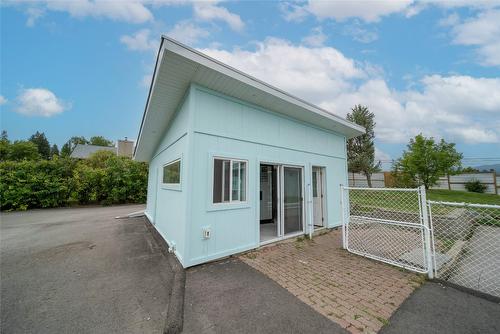920 22Nd Avenue, Cranbrook, BC - Outdoor With Exterior