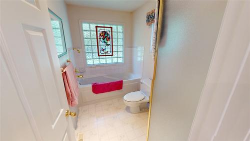 34-1401 Willowbrook Drive, Cranbrook, BC - Indoor Photo Showing Bathroom