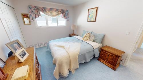 34-1401 Willowbrook Drive, Cranbrook, BC - Indoor Photo Showing Bedroom