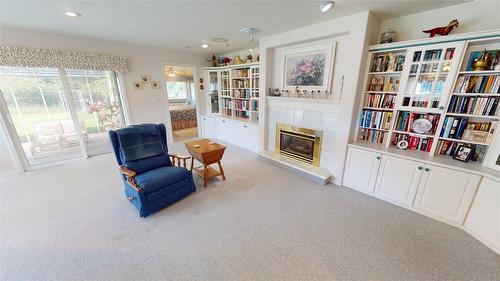 34-1401 Willowbrook Drive, Cranbrook, BC - Indoor With Fireplace