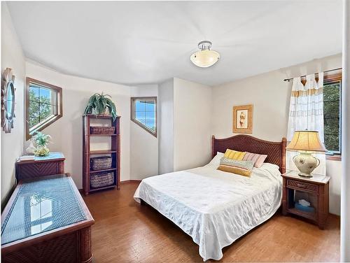 3211 Mcdonald Avenue, Brandon, MB - Indoor Photo Showing Bedroom