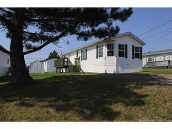 26 Laura LANE  Moncton, NB E1E 3S8