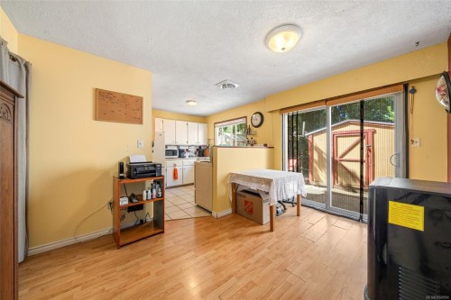 111-2860 Sooke Lake Rd, Langford, BC 